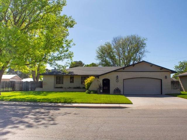 House for sale in Lakin, Kearny County