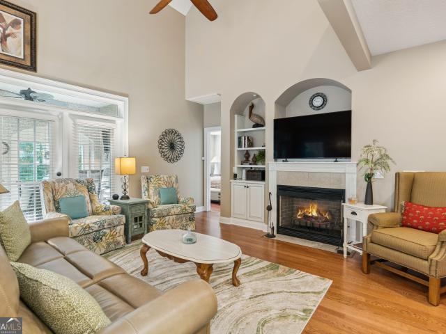 Townhouse for sale in Brunswick, Glynn County