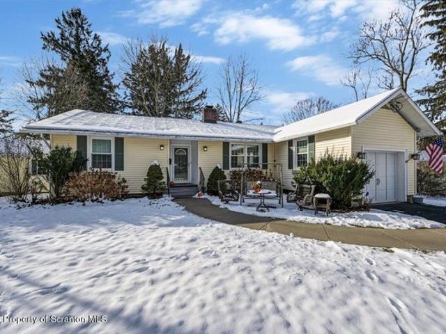 House for sale in Clarks Summit, Pennsylvania