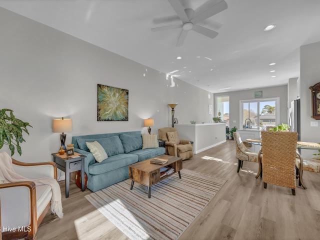 Townhouse for sale in Carolina Beach, North Carolina