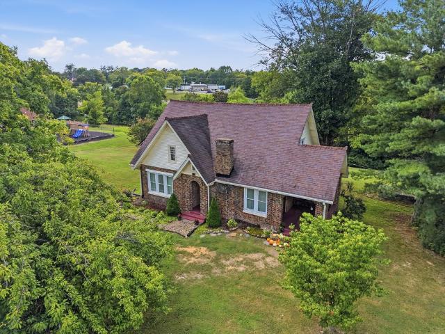 House for sale in Red Boiling Springs, Middle Tennessee