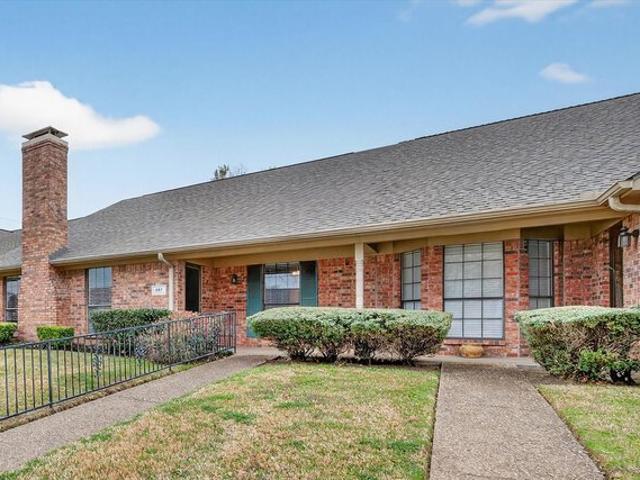 Townhouse for sale in Navarro, Texas