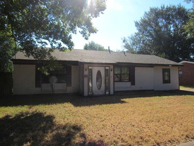 House for sale in Holiday Gardens, West Memphis