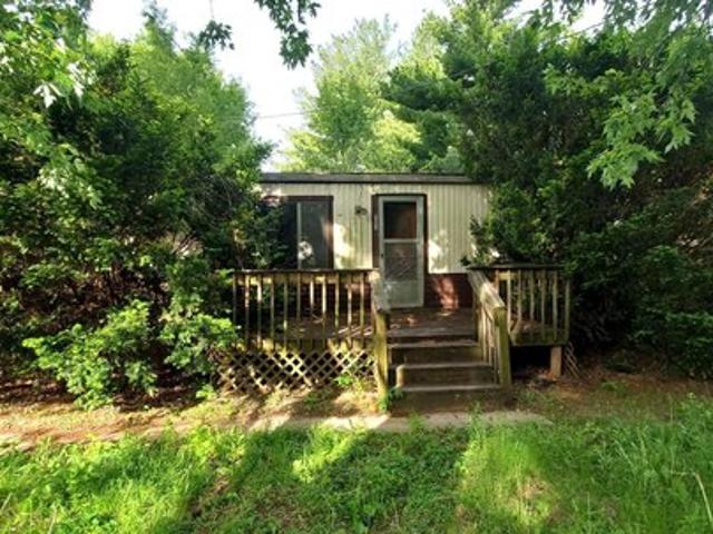House for sale in Farmington, Iowa