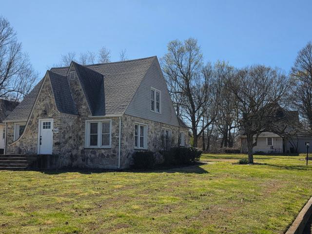 House for sale in Pierce City, Missouri