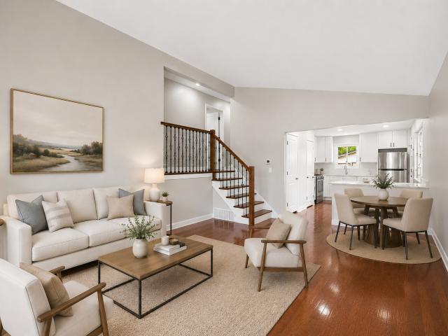 House for sale in Glen Ellyn, Illinois