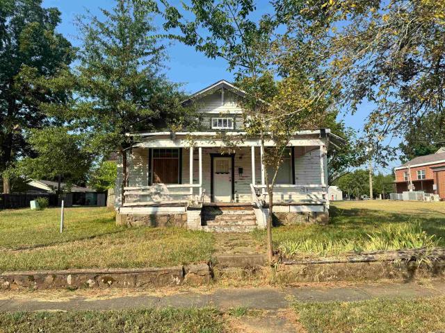 House for sale in Ark