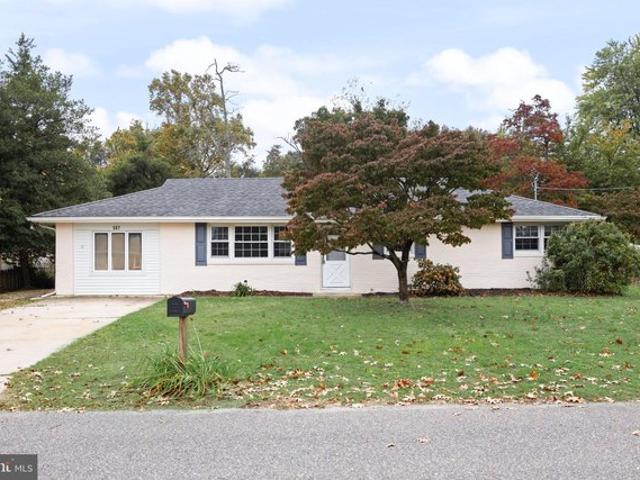 House for sale in Berlin, Camden County