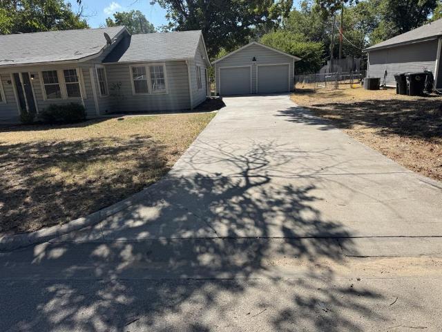 House for sale in Avondale, Cleburne