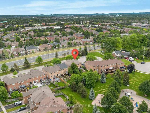 Townhouse for sale in Woburn, Ontario