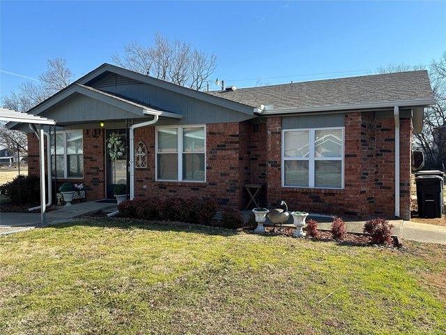 House for sale in Morris, Oklahoma