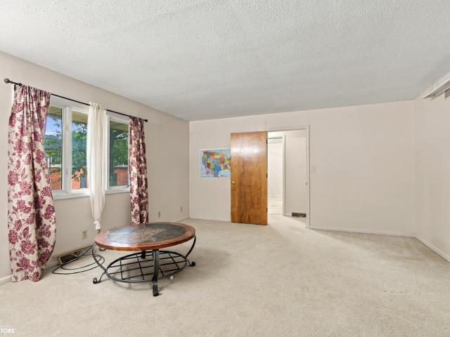 House for sale in Mount Pleasant, Iowa