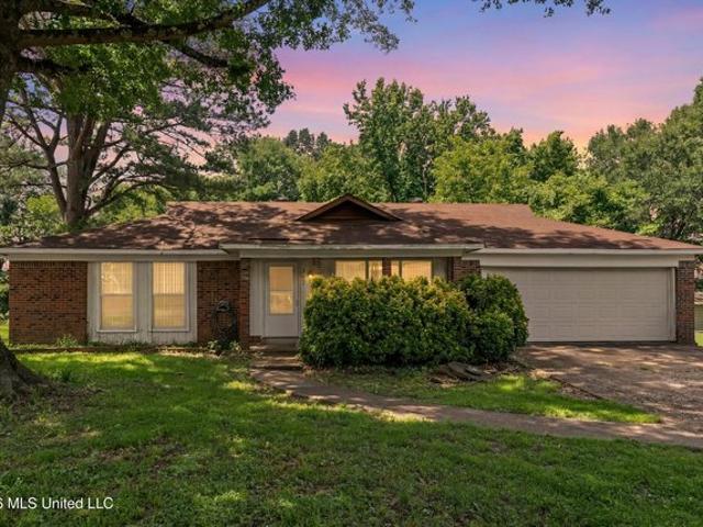 House for sale in Southaven, Mississippi