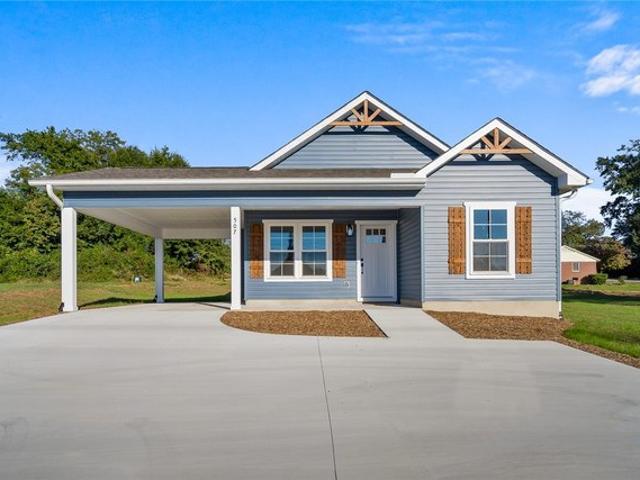 House for sale in Woodburn, Seneca