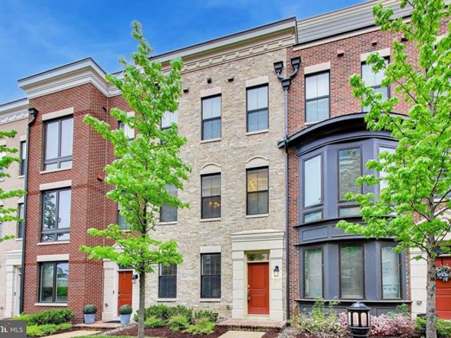 Condo for sale in Oxon Hill, Maryland