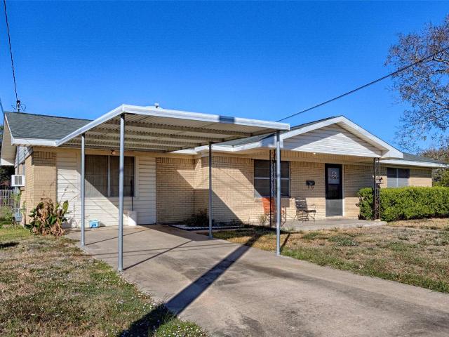 House for sale in Schulenburg, Texas