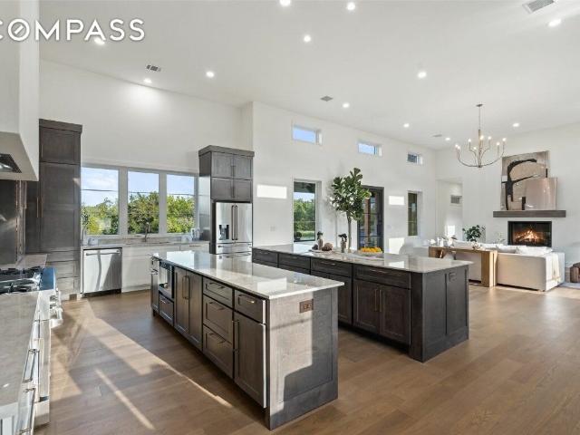 House for sale in Dripping Springs House for sale in Dripping Springs
