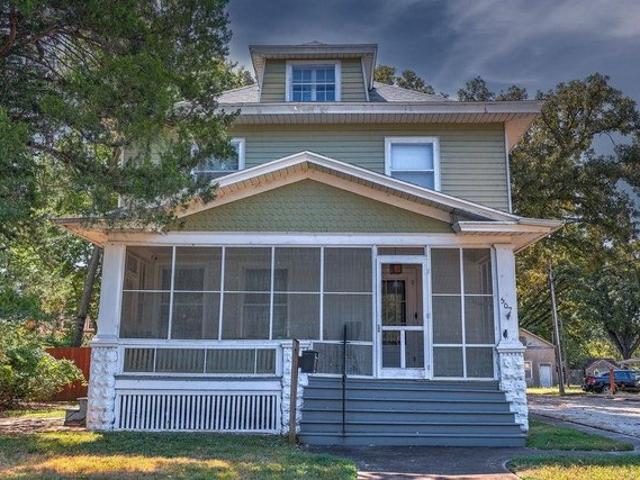 House for sale in Winfield, Cowley County