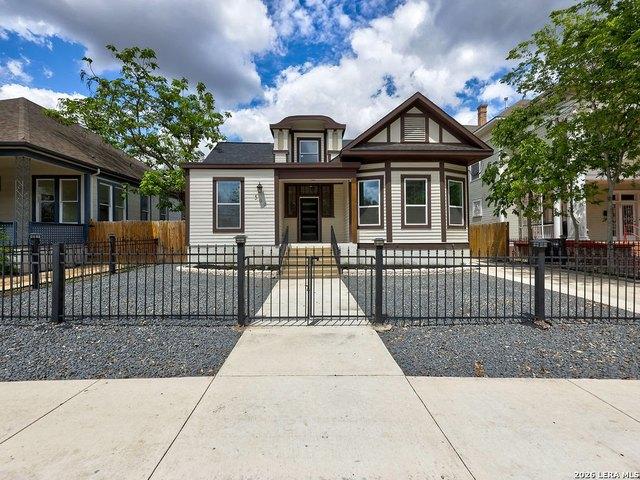 House for sale in Leesville, Texas