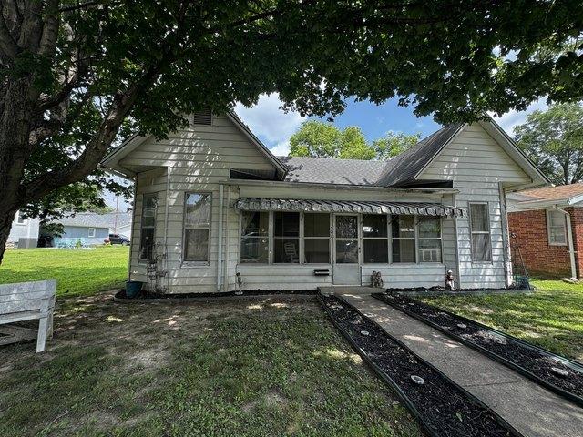 House for sale in Perry, Illinois