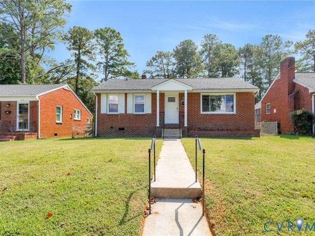 House for sale in Colonial Heights, Virginia