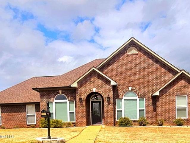 House for sale in Pearl, Mississippi