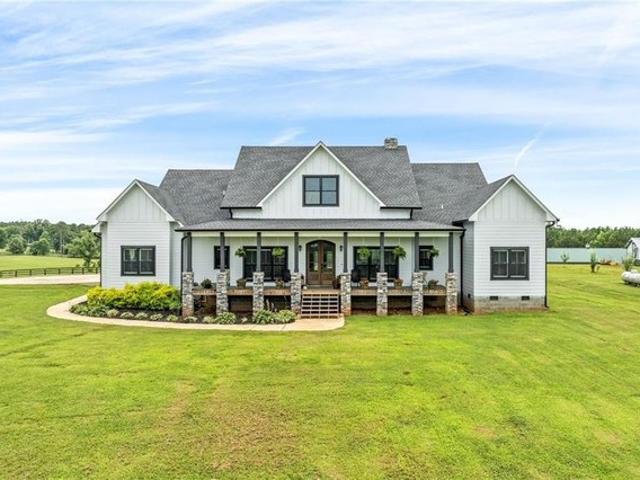 House for sale in Lanett, Alabama