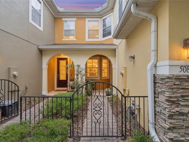 Townhouse for sale in Oviedo, Florida