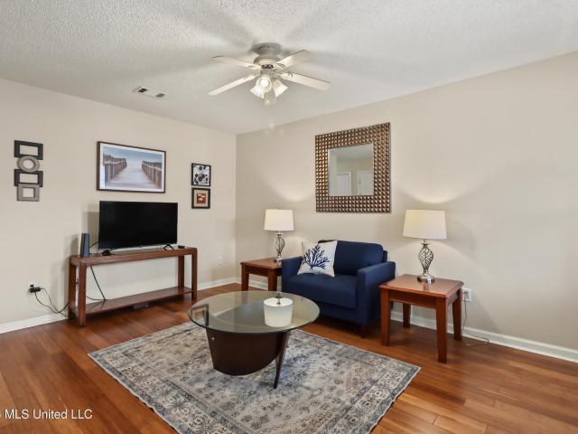 Condo for sale in Gautier, Jackson County