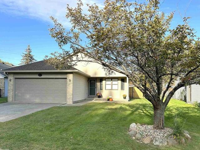 House for sale in New Baltimore, Macomb County