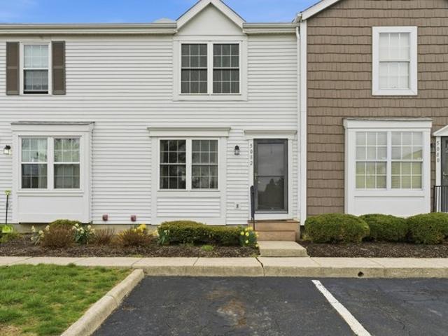 Condo for sale in Hilliard, Ohio