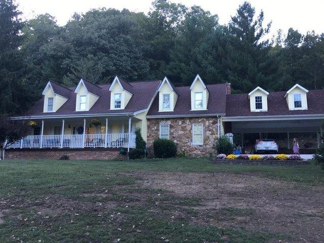 House for sale in Salyersville, Kentucky