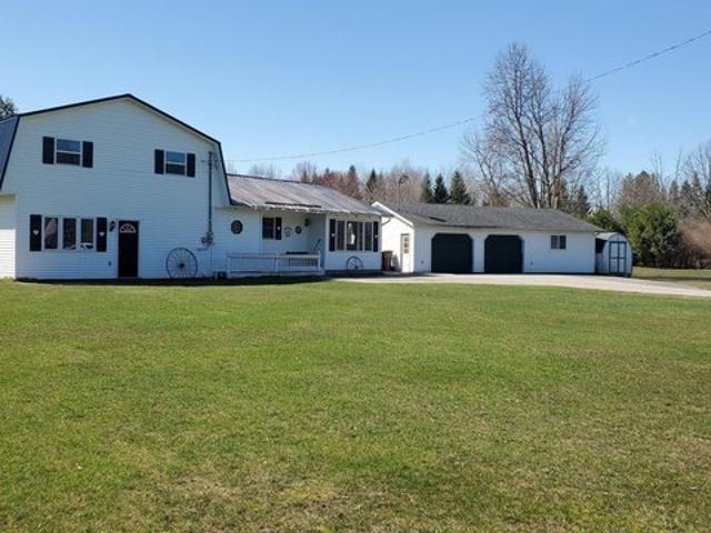 House for sale in Gratiot, Michigan