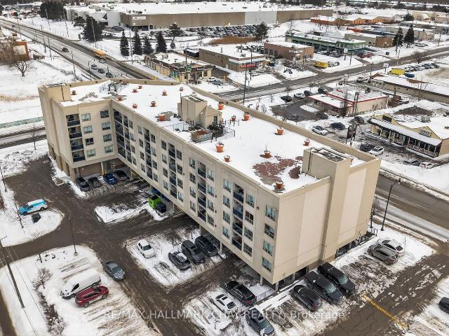 Condo for sale in Toronto, Golden Horseshoe