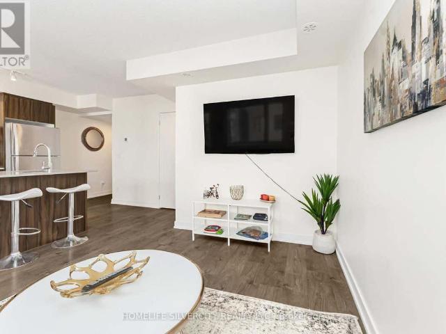 Townhouse for sale in Burlington, Ontario