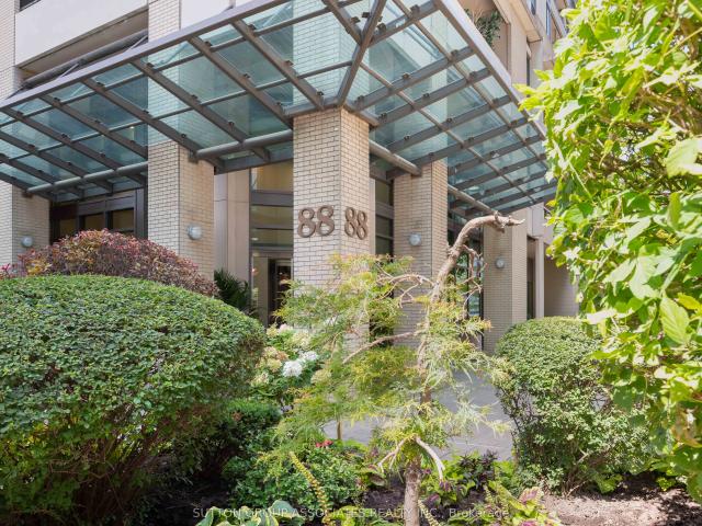 Condo for sale in Woburn, Ontario
