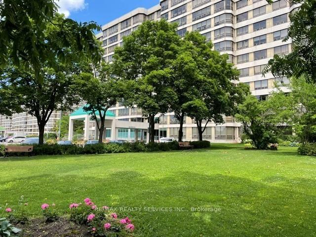 Condo for sale in Woburn, Ontario