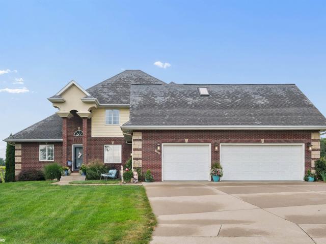 House for sale in State Center, Iowa