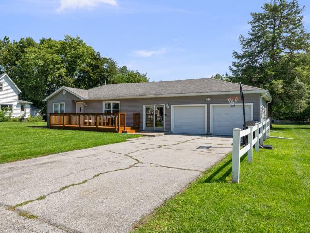 House for sale in Sherrard, Illinois