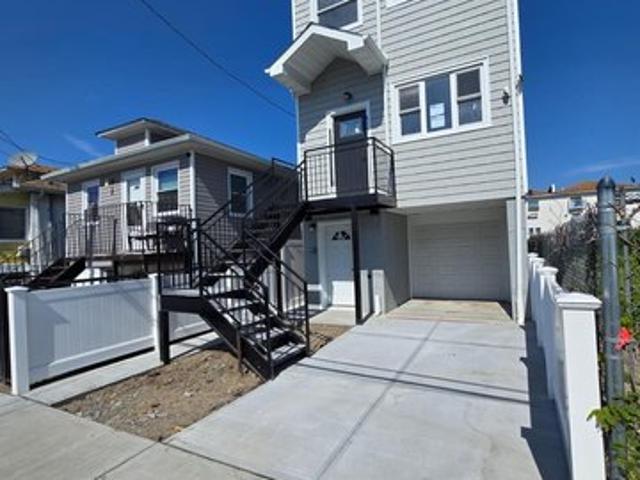 House for sale in Far Rockaway, New York