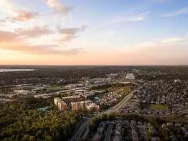 House for sale in Kirkland, Quebec