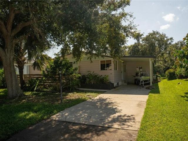 House for sale in Oak Hill, Florida