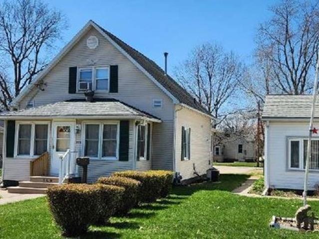 House for sale in Whiteside, Illinois