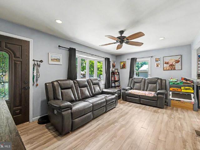 House for sale in Milmay, New Jersey