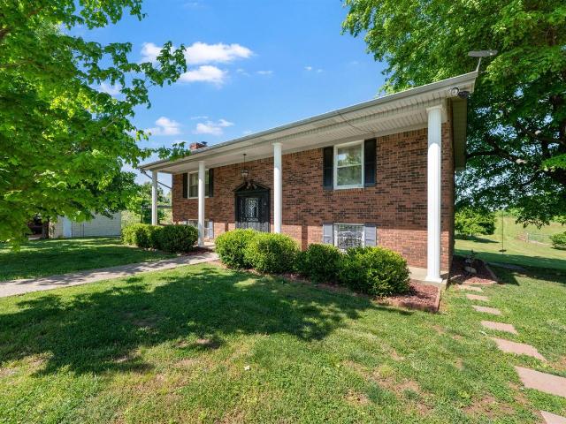 House for sale in Morgantown, Kentucky