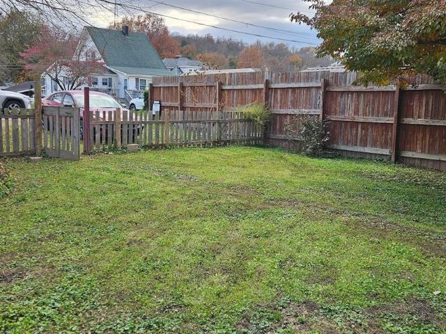 House for sale in Augusta, Kentucky