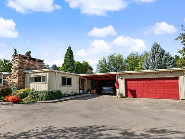 House for sale in Highland Addition, Parma