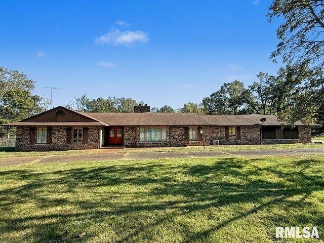 House for sale in Herrin, Illinois
