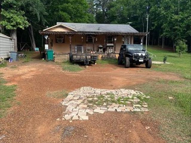 House for sale in Hughes Springs, Texas