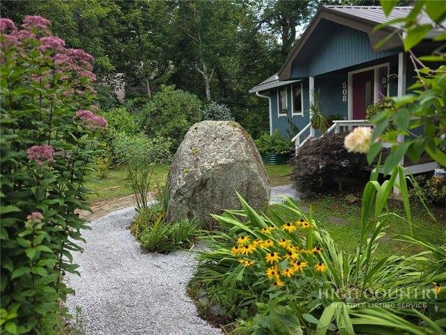 House for sale in Avery, North Carolina